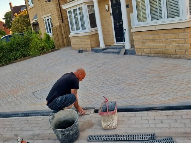 block-paved-driveway (6)-kireth-ai